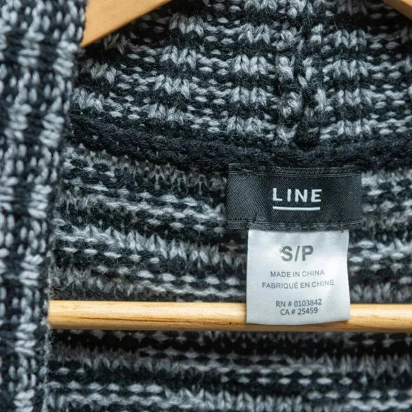 Line black  & gray striped oversized cardigan | Small - Picture 2 of 5